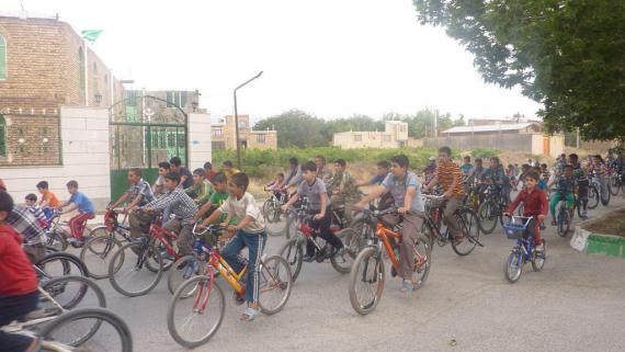 برگزاری همایش دوچرخه سواری با شعار ورزش دشمن اعتیاد 