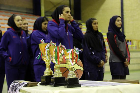 دختران بسکتبالیست‌ مشهدی‌ با شکست فارس برنزی شدند