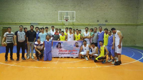 پیروزی قاطع تیم بسکتبال امید ملایر در مسابقات چهار جانبه شهدای مدافع حرم 