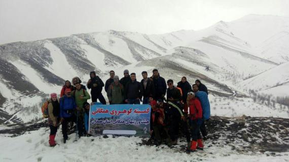 صعود کوهنوردان همدانی به رشته کوه های الوند و ارتفاعات کلاه قاضی در همدان 