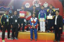 استقبال از مدال آوران مسابقات کاراته تایلند در کبودرآهنگ 